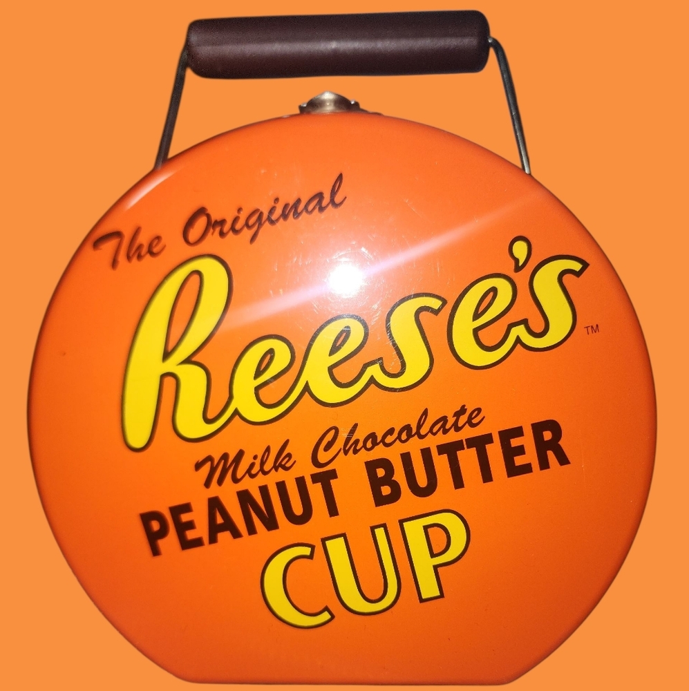 Vintage Reese's Peanut Butter Cup Tin/Lunch Box